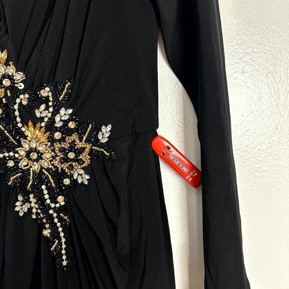 MAC DUGGAL Faux Wrap Long Sleeve Gown W/ Applique Detail in Black Size US 6 - Picture 6 of 9